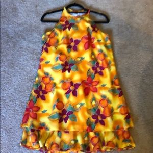 Summer resort dress for the islands.